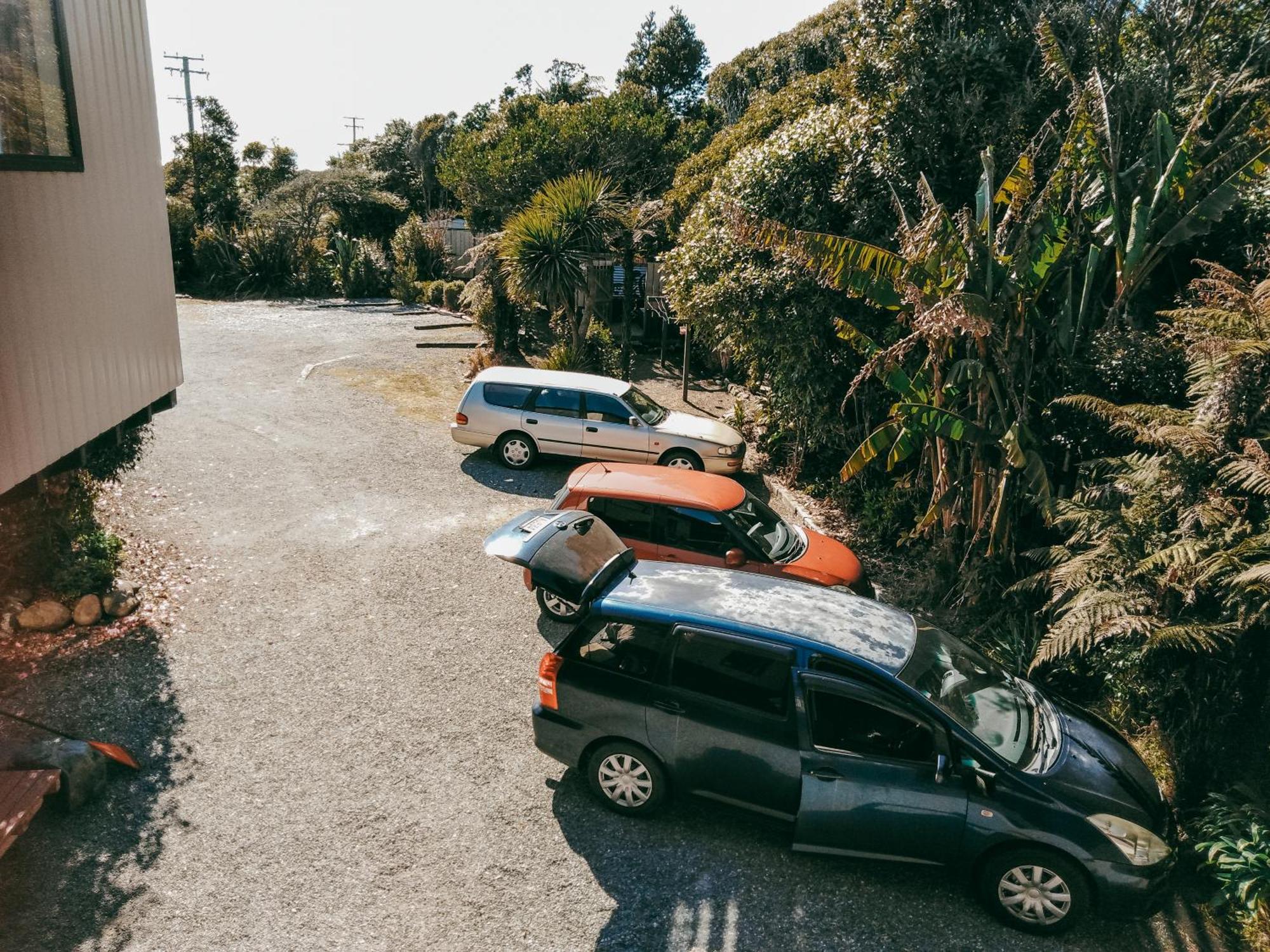 Evergreen Escape Hokitika Bagian luar foto