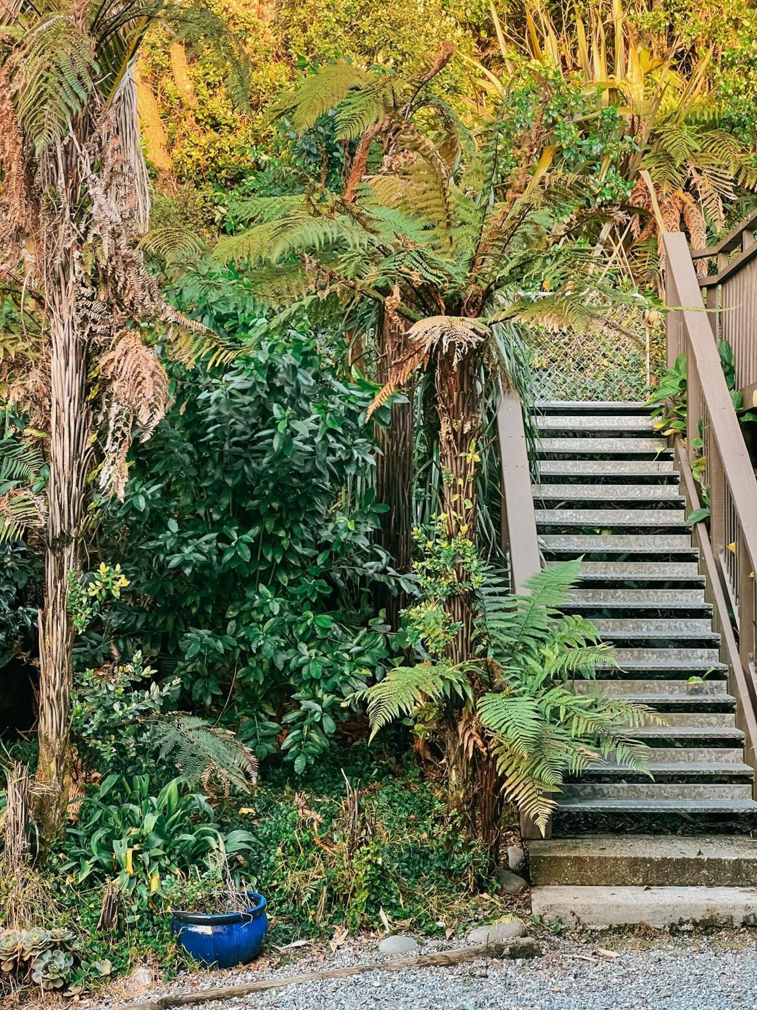 Evergreen Escape Hokitika Bagian luar foto